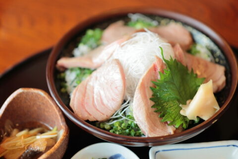 本家　鮪屋