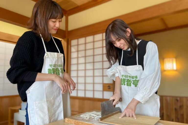 そば打ち体験　観音亭